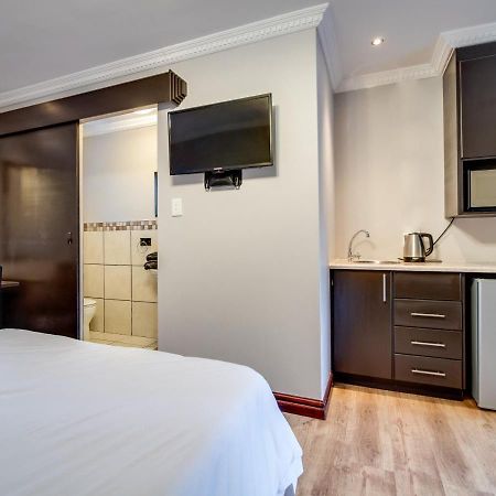 The Nightingale Guesthouse Bloemfontein Exterior foto