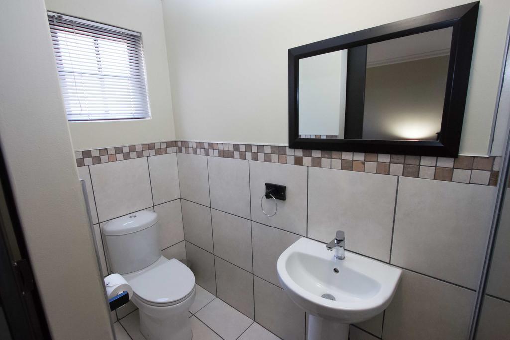 The Nightingale Guesthouse Bloemfontein Quarto foto
