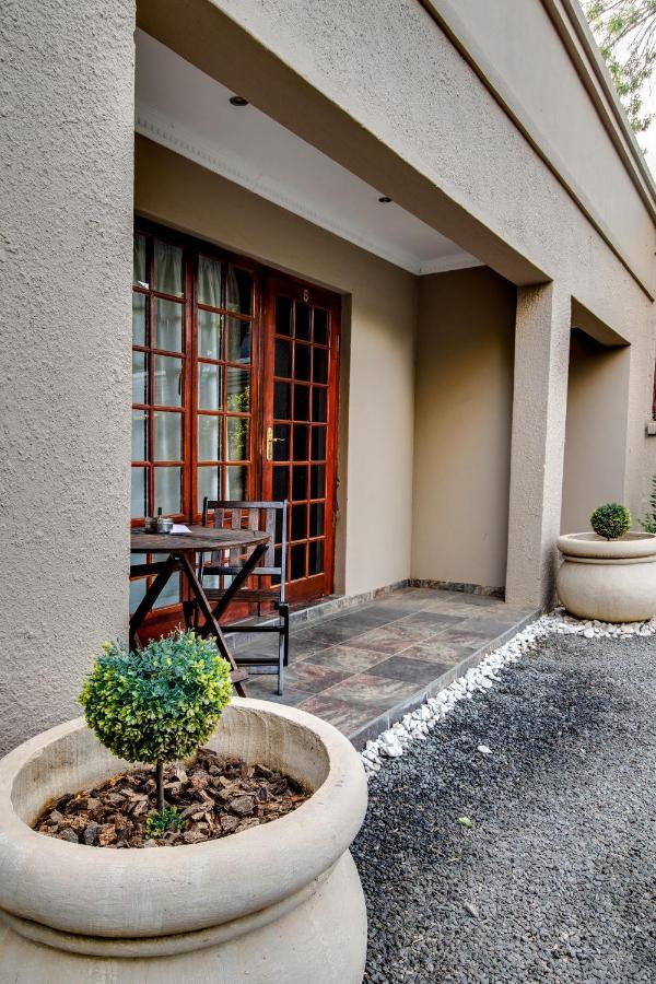 The Nightingale Guesthouse Bloemfontein Exterior foto