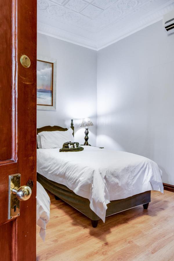 The Nightingale Guesthouse Bloemfontein Exterior foto