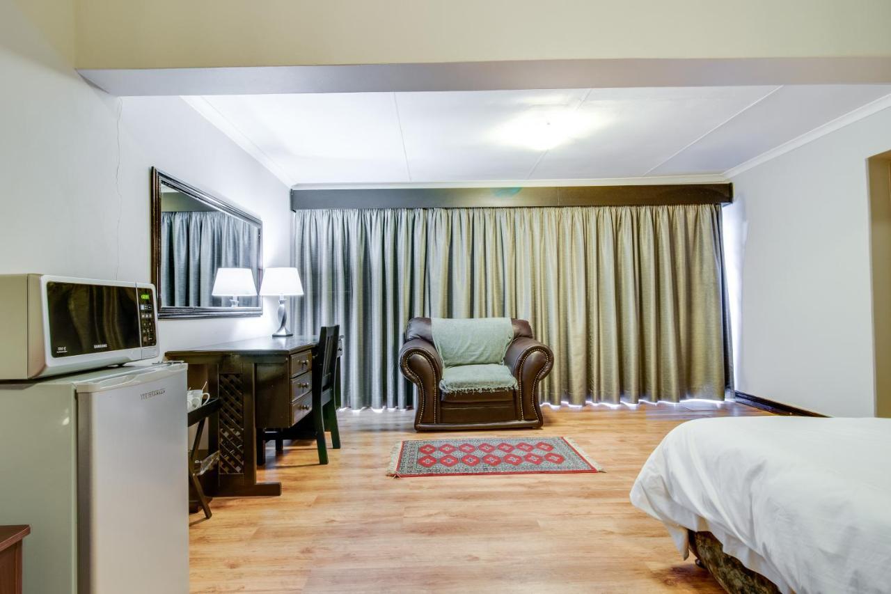 The Nightingale Guesthouse Bloemfontein Exterior foto